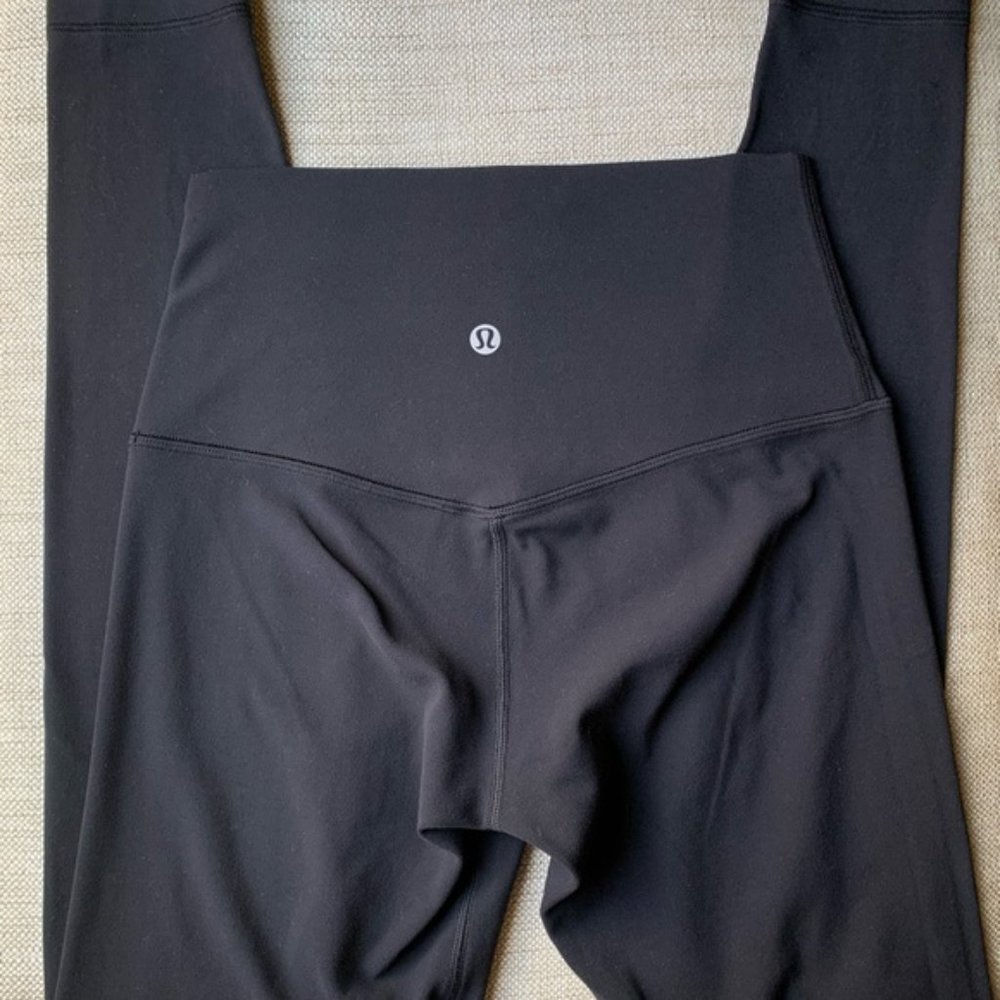 🍋 Lululemon 🍋 Align 28” black Size 8